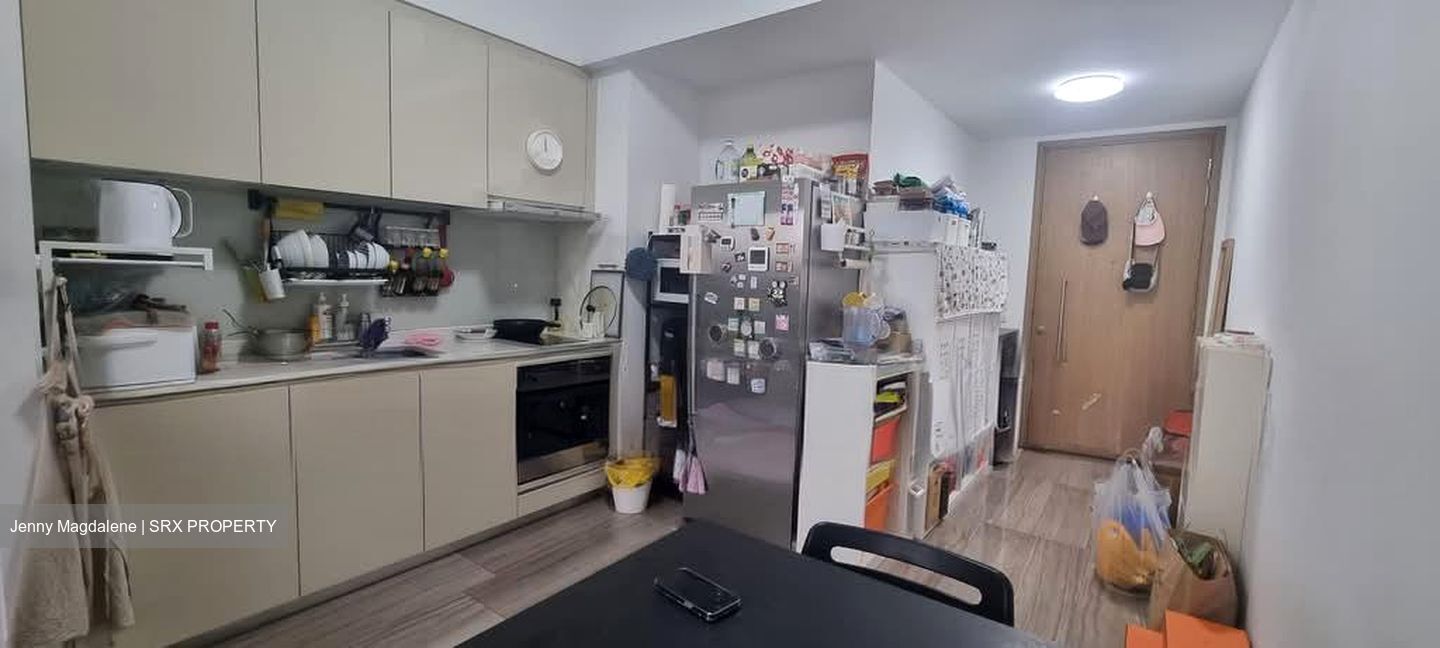 Lakeville (D22), Condominium #547359501